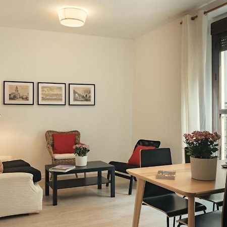 Apartamentos San Pedro เซบีญา ภายนอก รูปภาพ