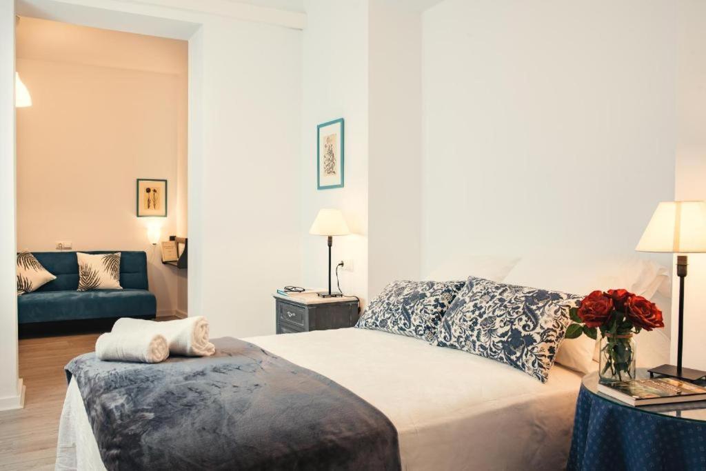 Apartamentos San Pedro เซบีญา ภายนอก รูปภาพ